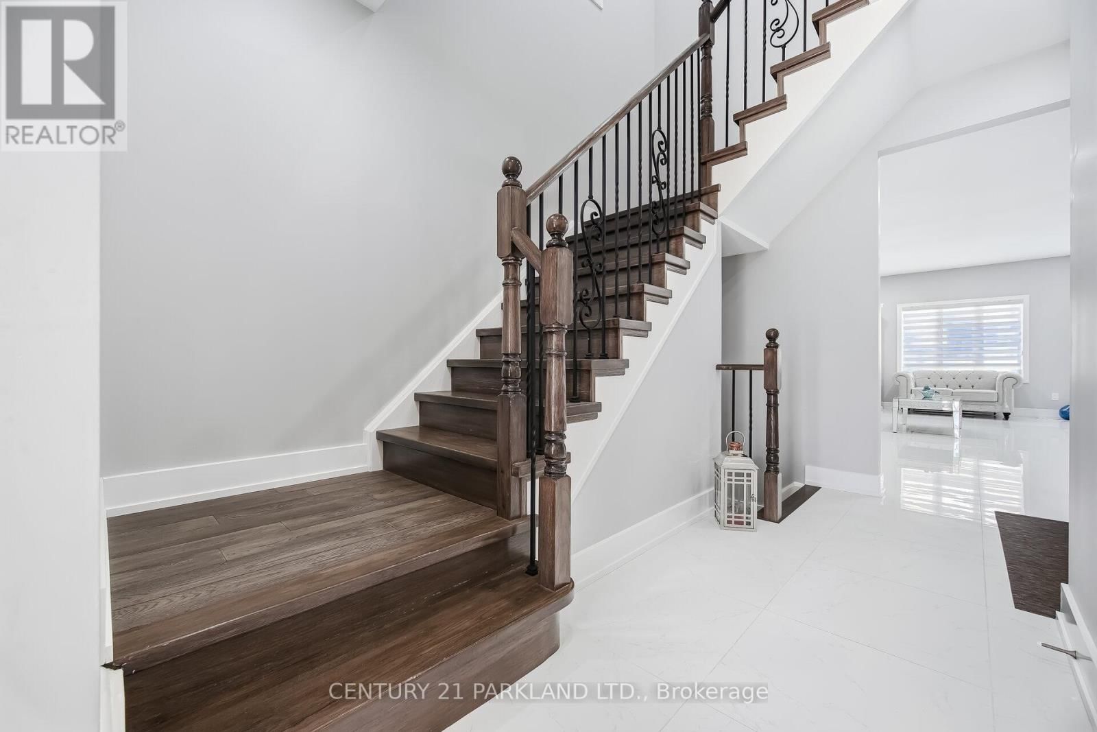 15 JONAS MILLWAY Image 19