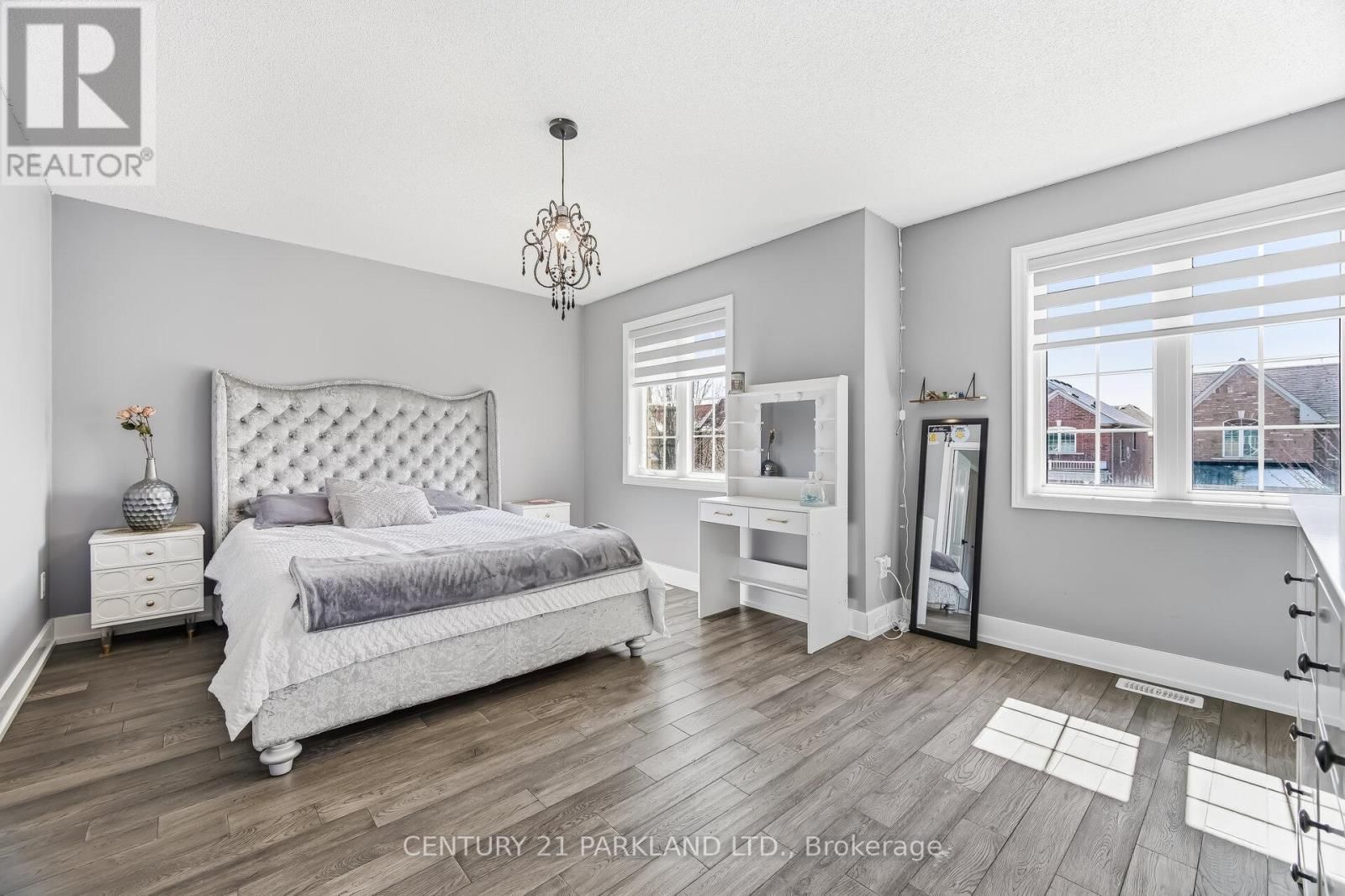 15 JONAS MILLWAY Image 23