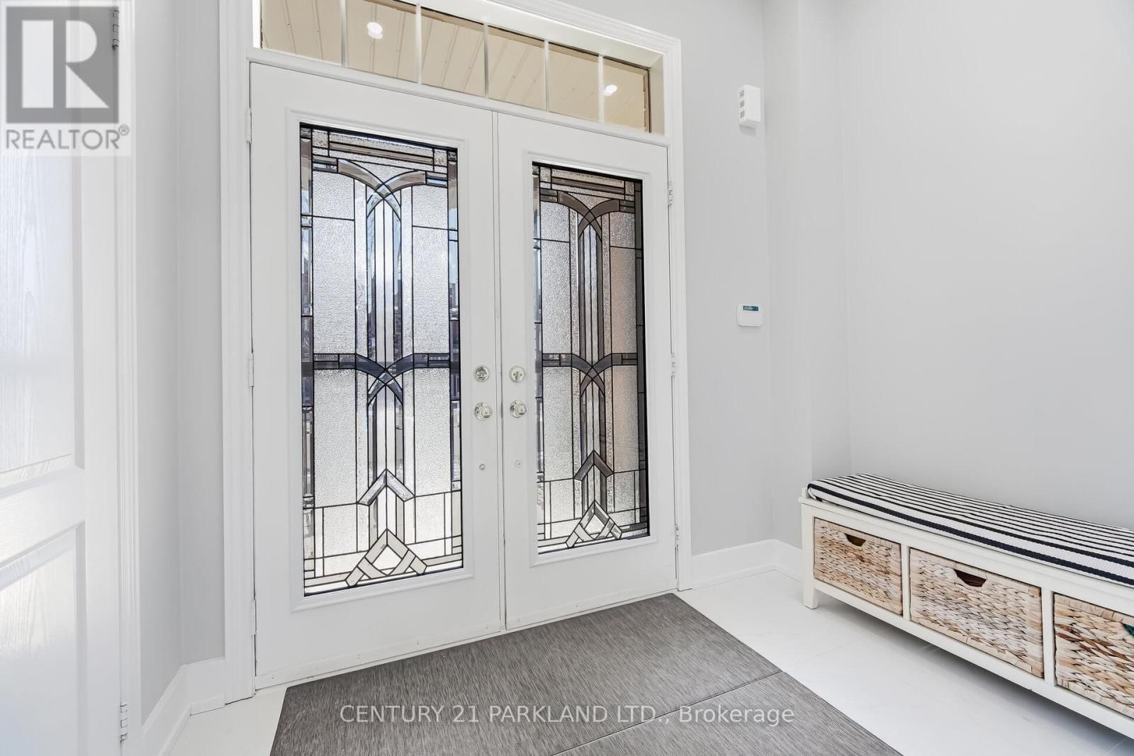 15 JONAS MILLWAY Image 3