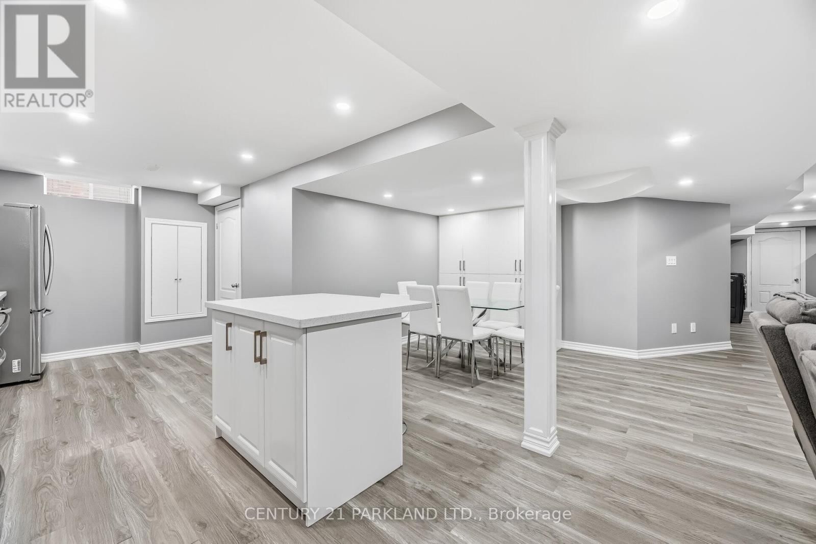 15 JONAS MILLWAY Image 30