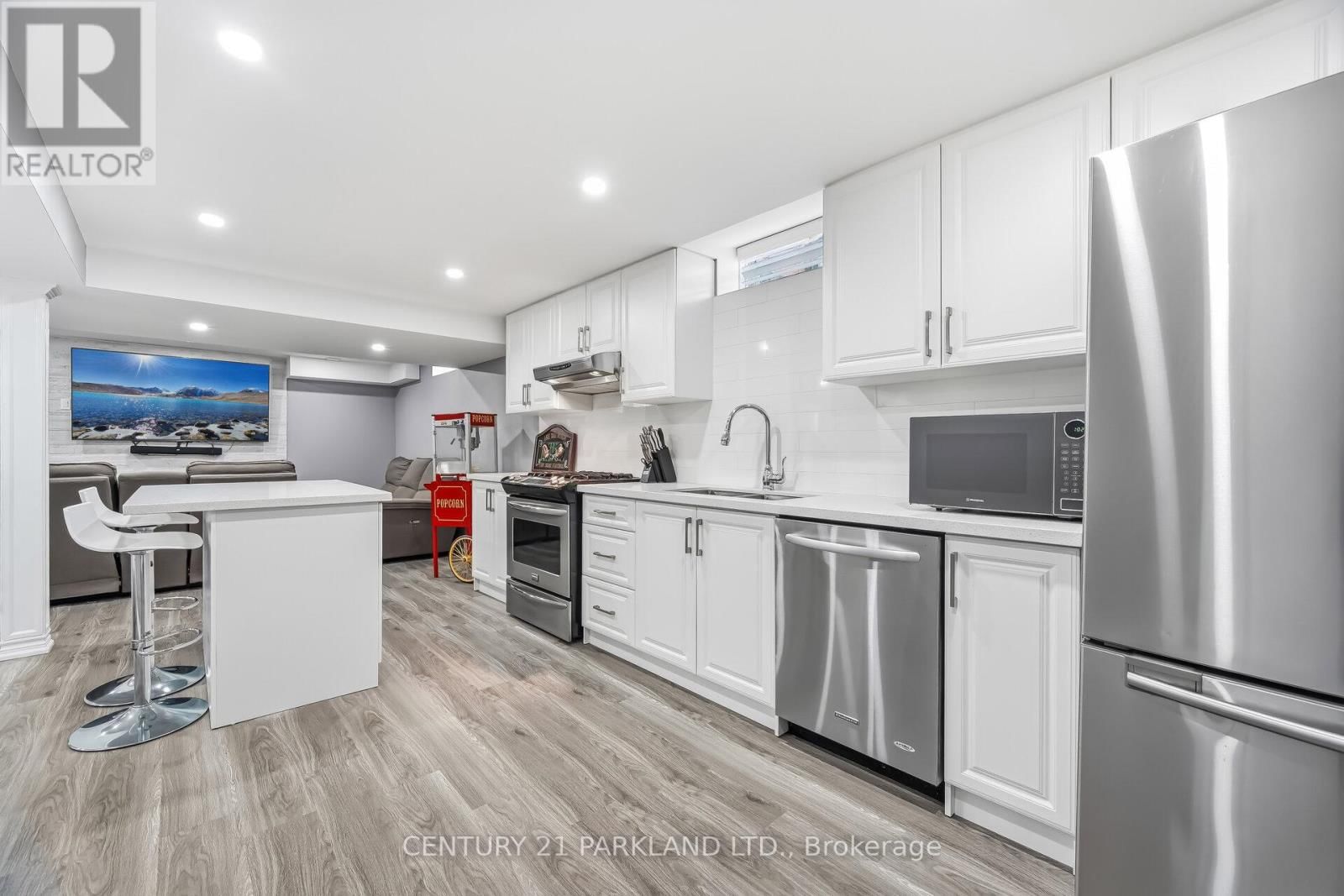 15 JONAS MILLWAY Image 31