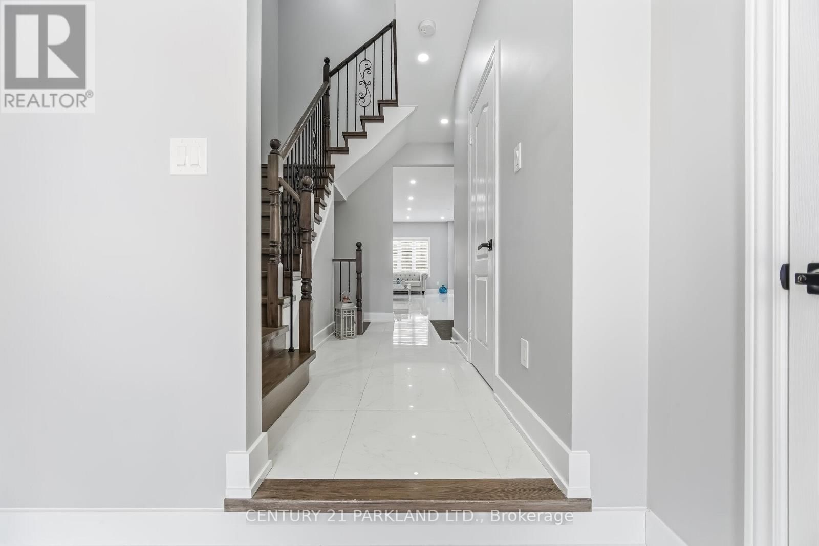 15 JONAS MILLWAY Image 4