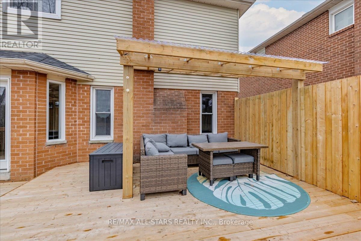 40 CHARTWELL CRESCENT Image 38