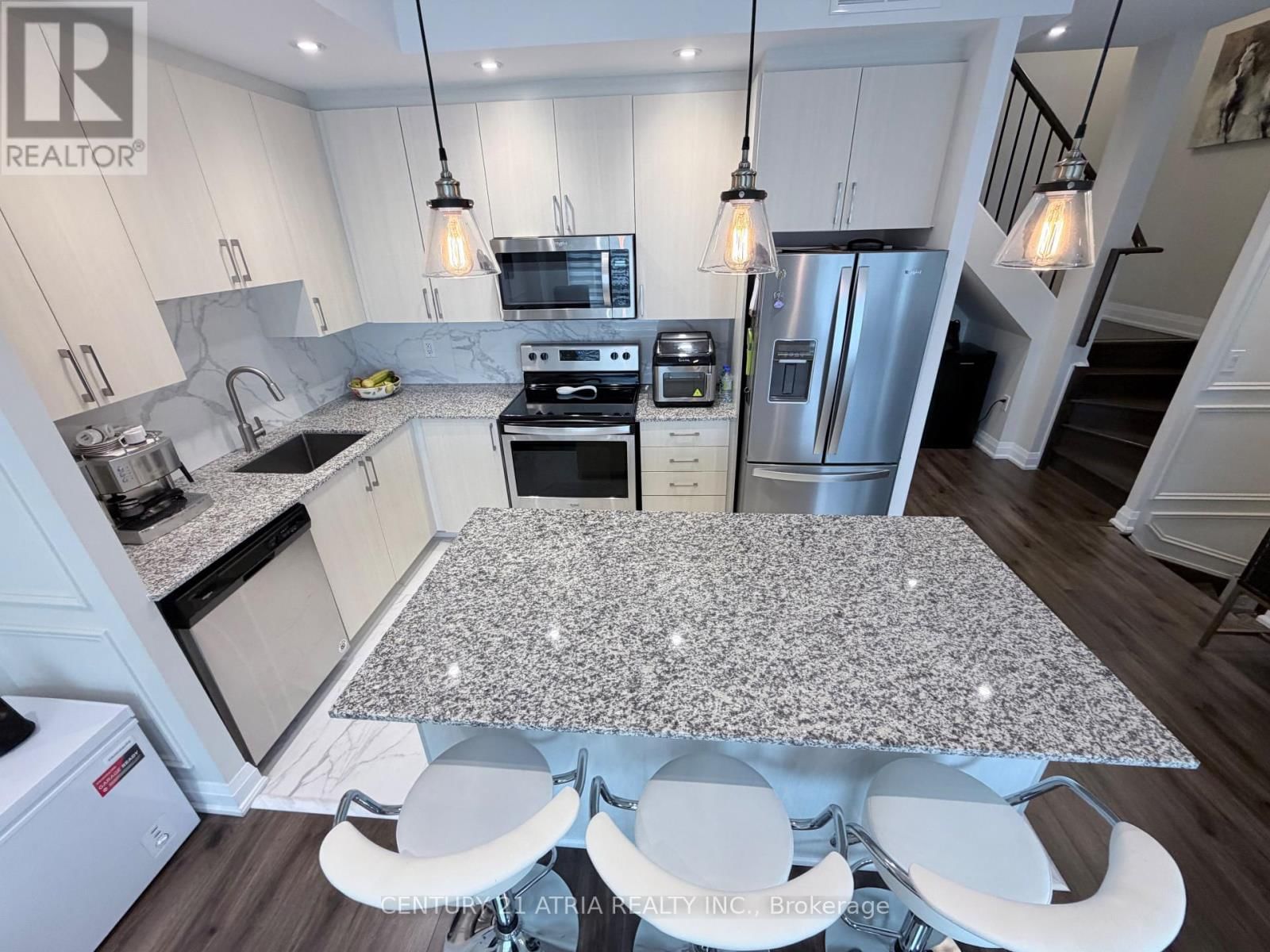 A203 - 5309 HIGHWAY 7 ROAD Image 12