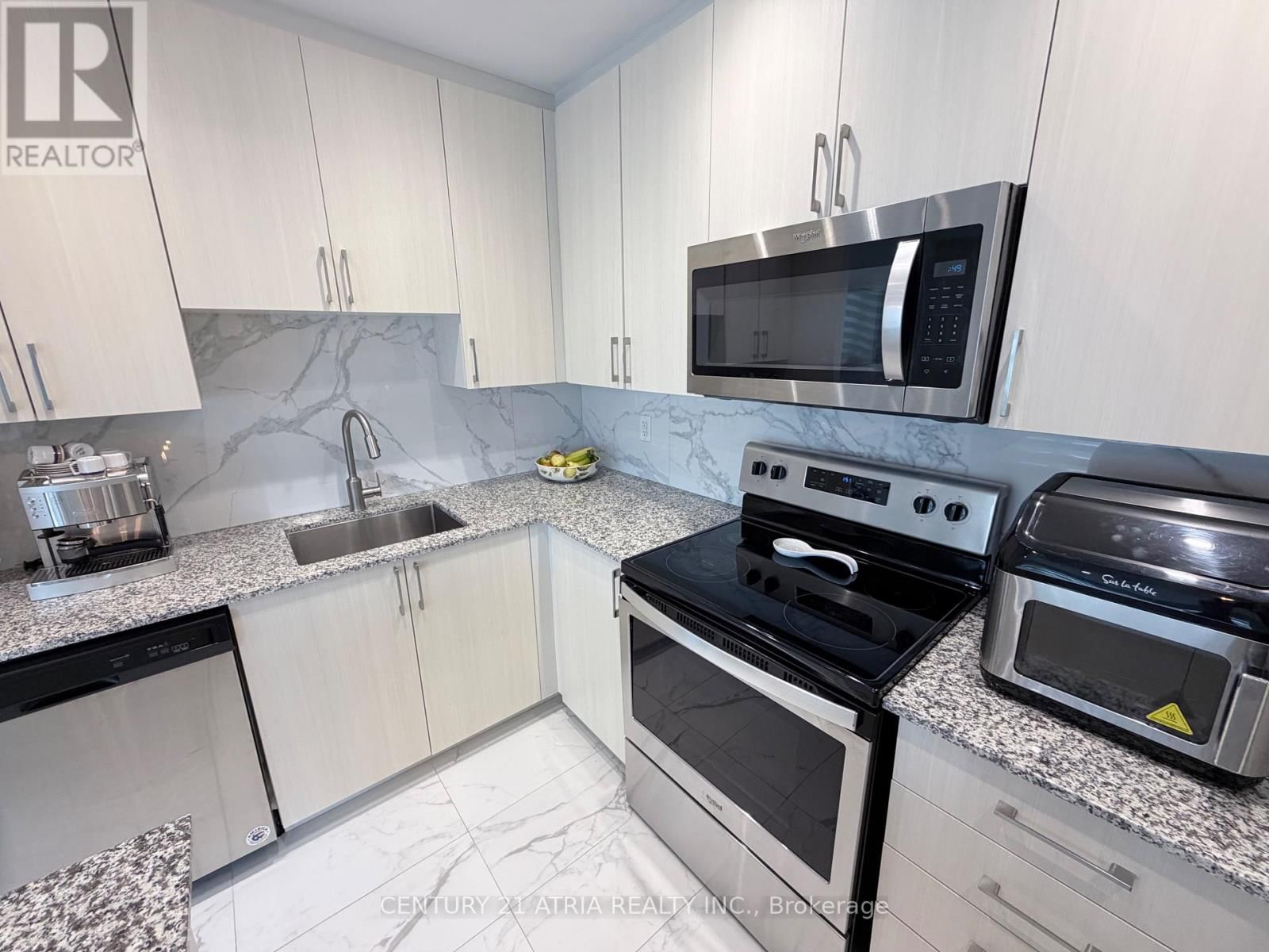 A203 - 5309 HIGHWAY 7 ROAD Image 16