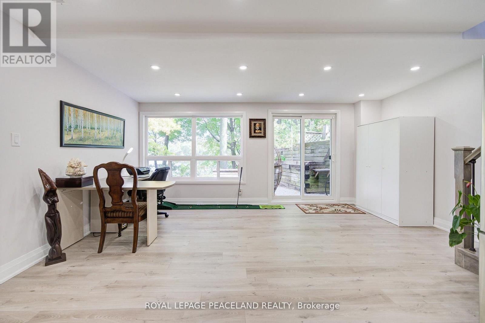 38 LAKEVIEW AVENUE Image 32