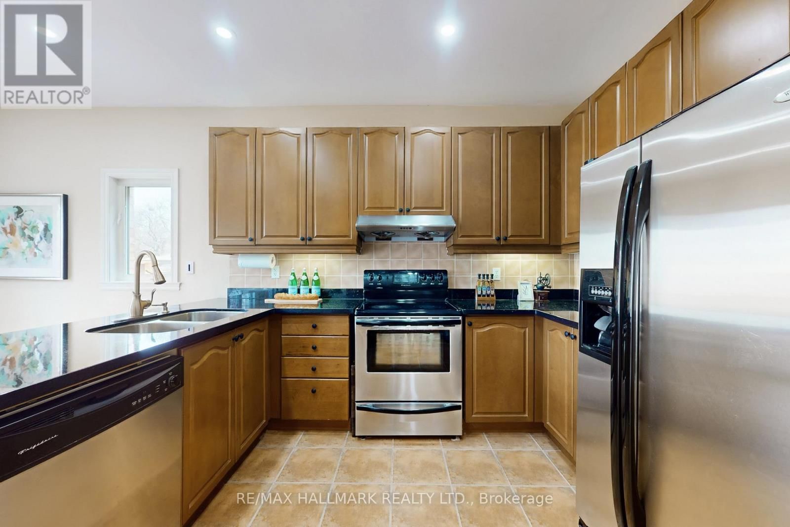 42 MAYAN AVENUE Image 18