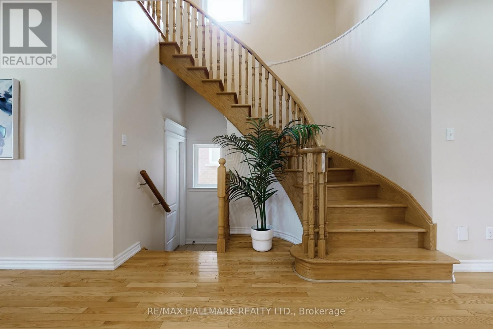 42 MAYAN AVENUE Image 22