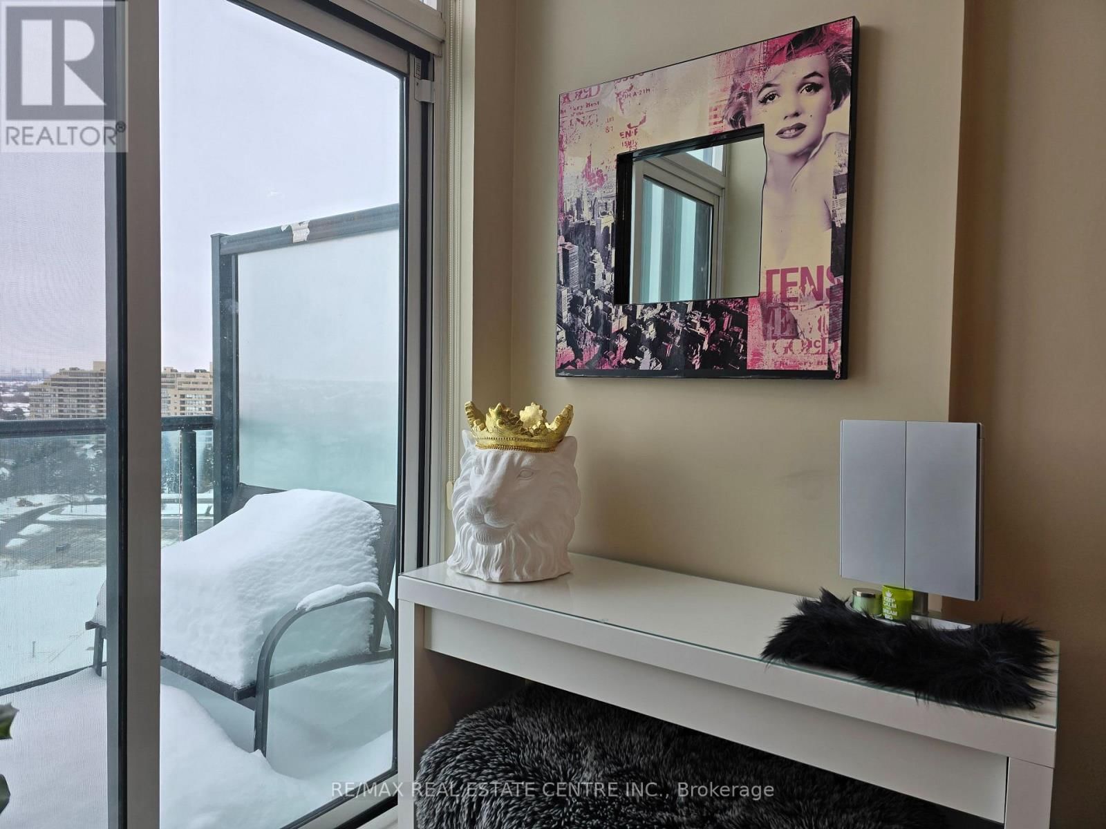 PH207 - 18 HARDING BOULEVARD Image 17