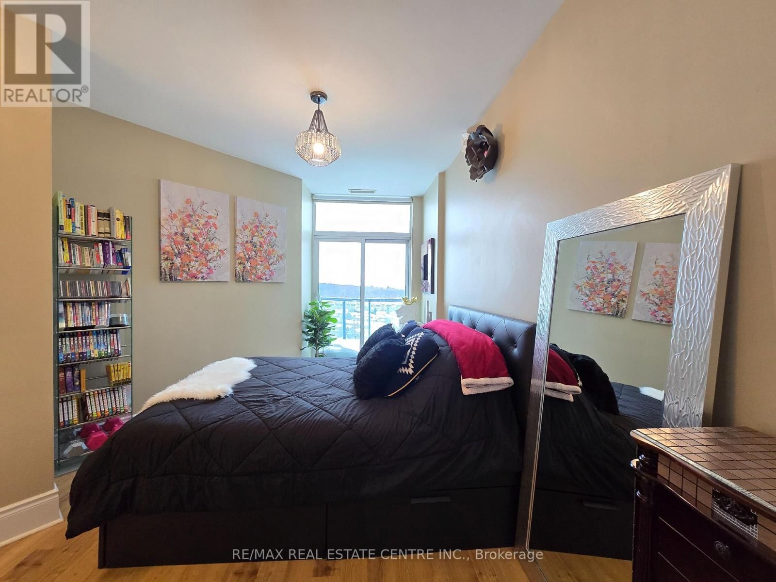 PH207 - 18 HARDING BOULEVARD Image 28