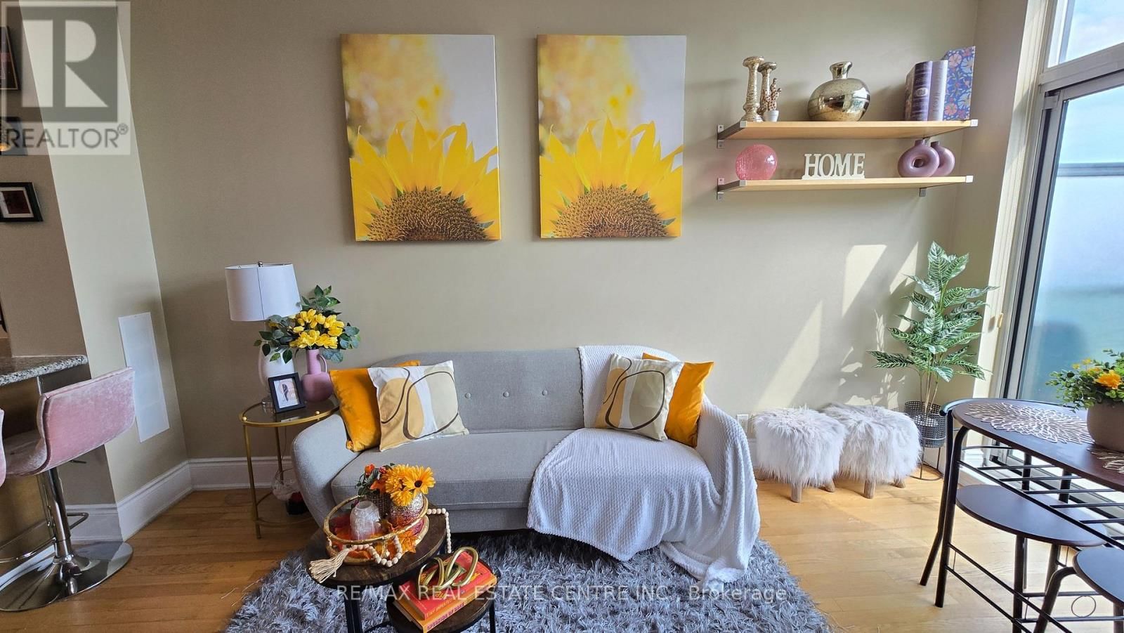 PH207 - 18 HARDING BOULEVARD Image 9