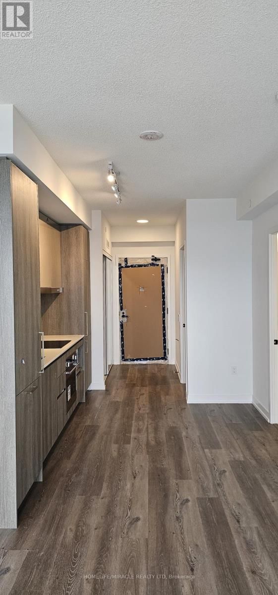 3303 - 225 COMMERCE STREET Image 20