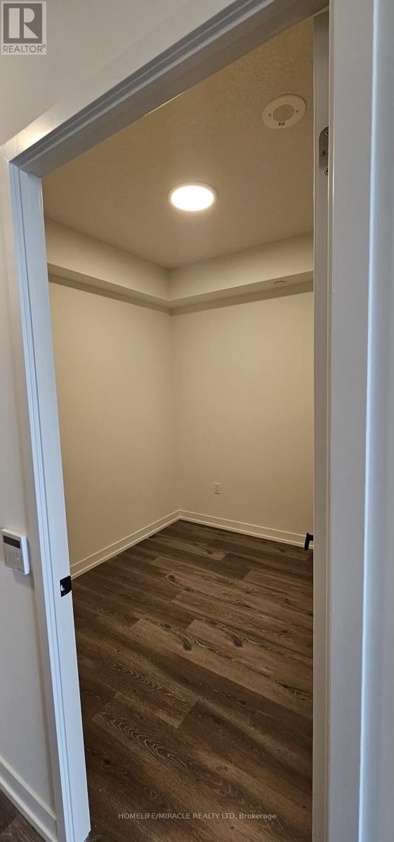 3303 - 225 COMMERCE STREET Image 21