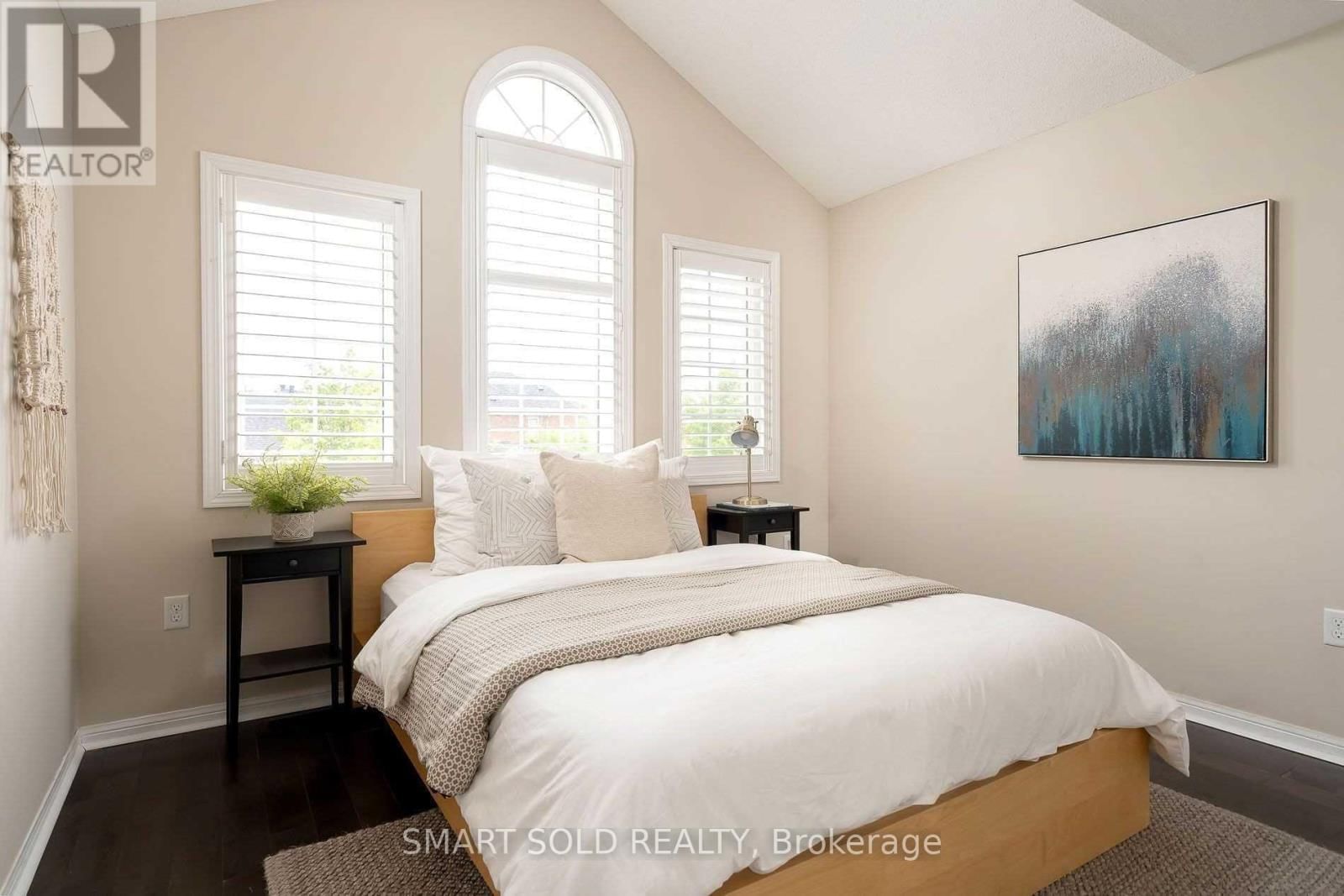 99 ALOE AVENUE Image 16