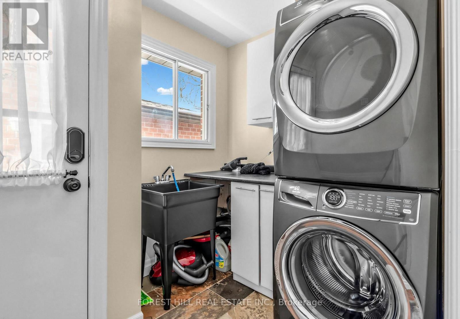 39 FREEMAN ROAD Image 31