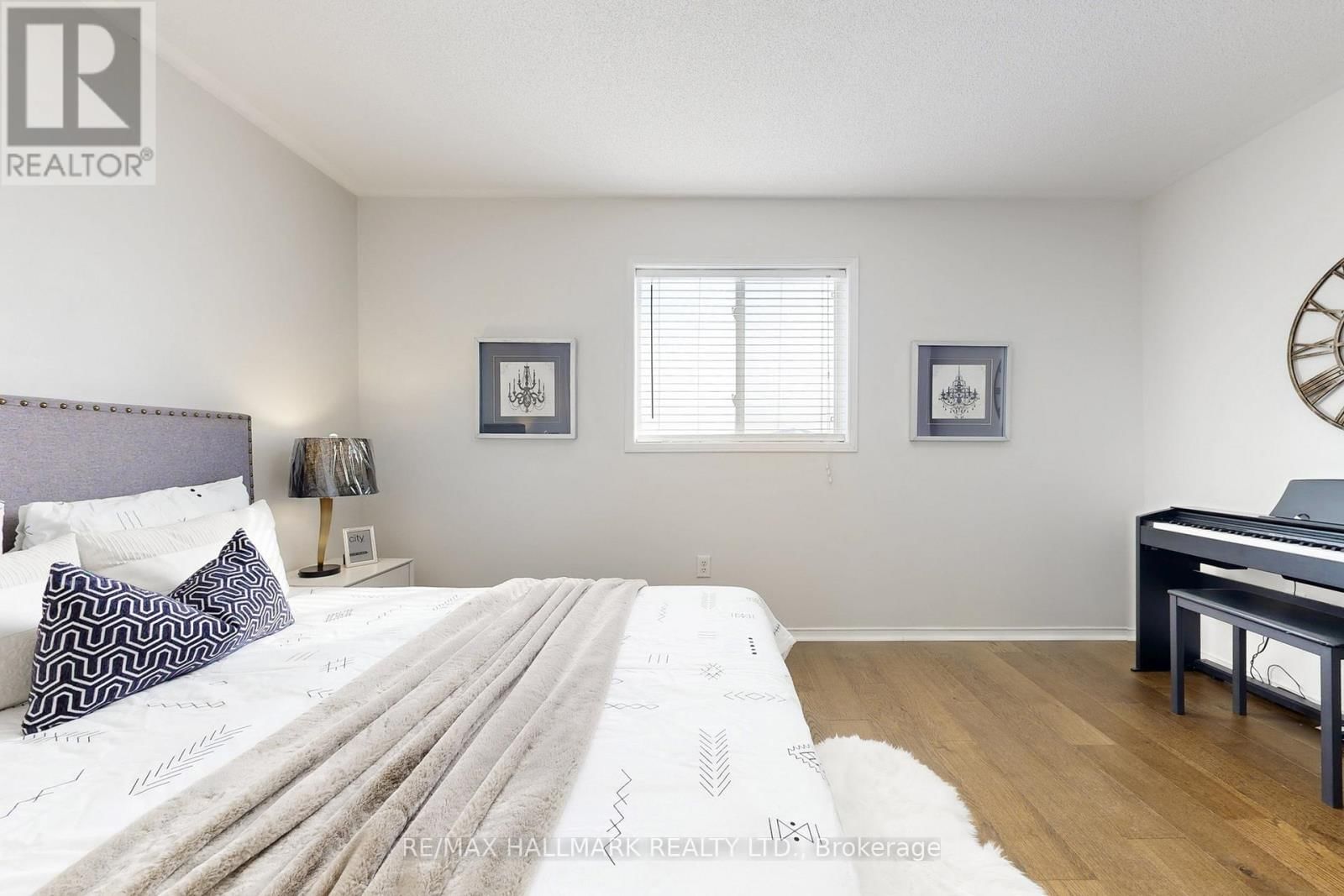 129 KNAPTON DRIVE Image 24