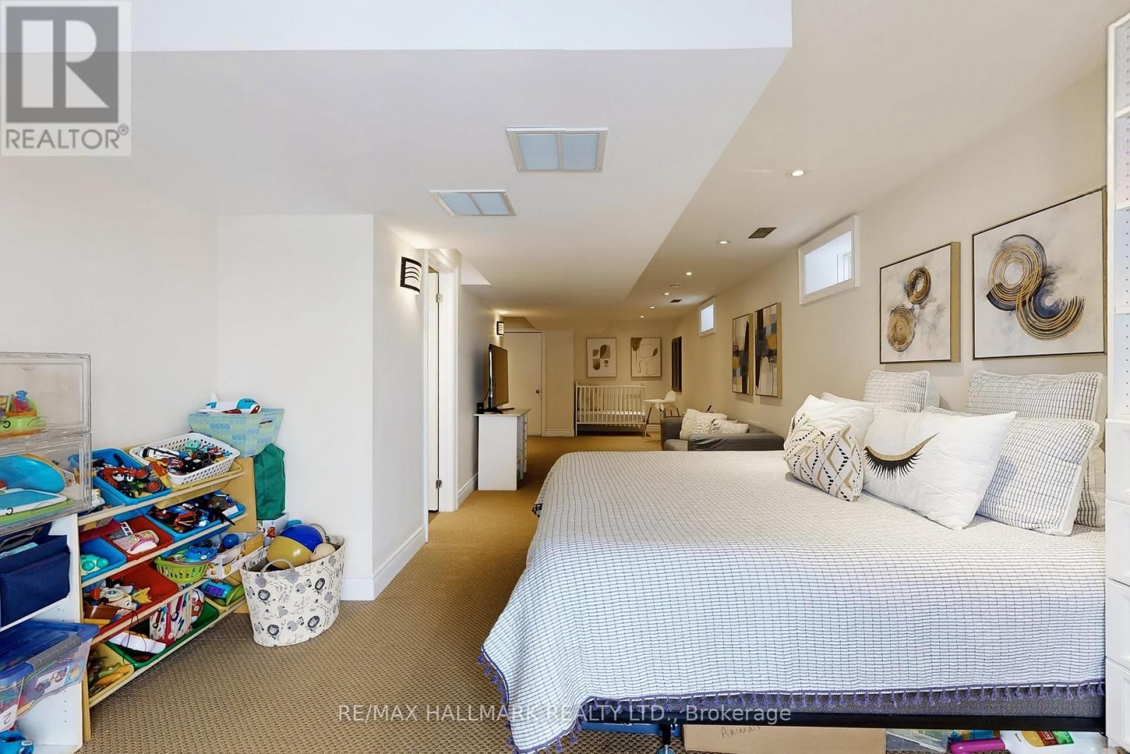 129 KNAPTON DRIVE Image 35