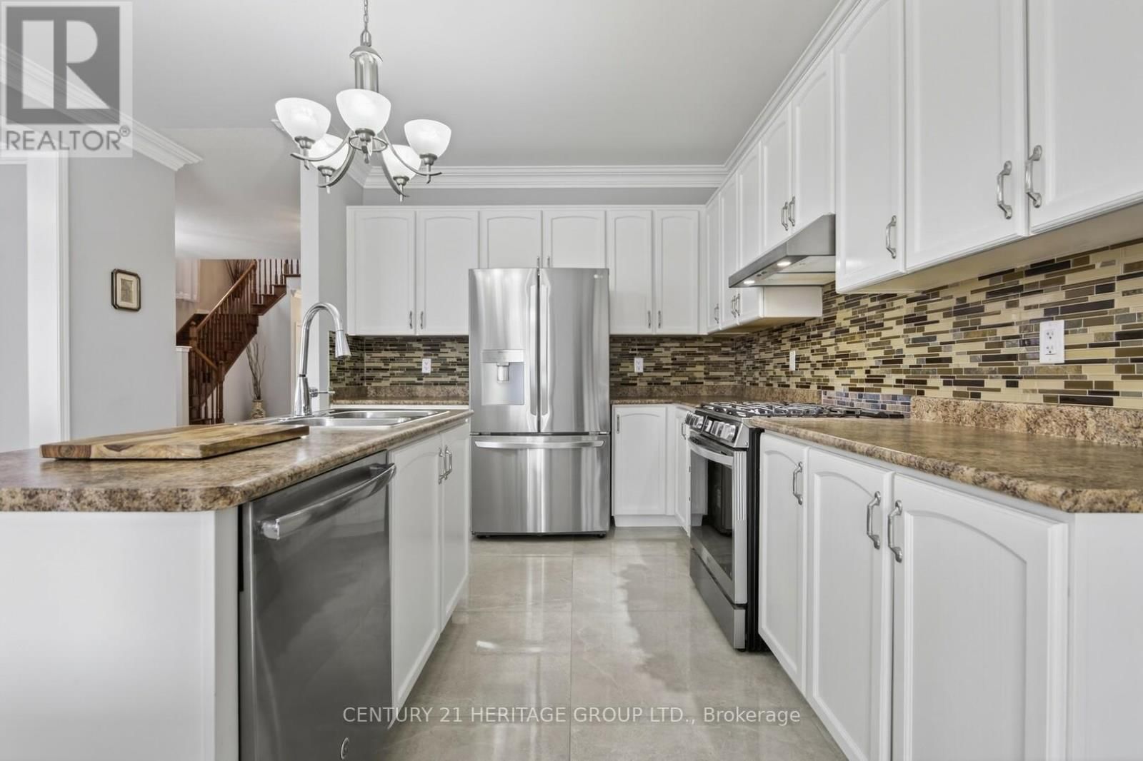 154 RICHARDSON CRESCENT Image 14