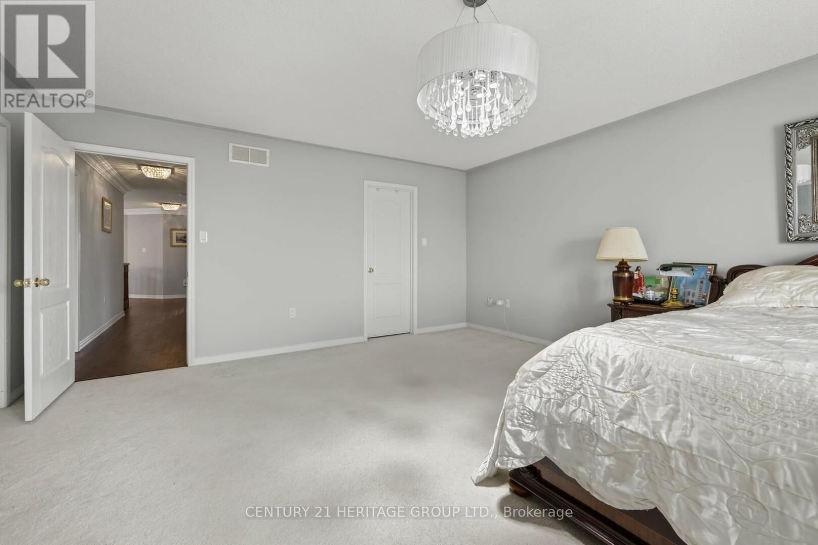 154 RICHARDSON CRESCENT Image 20