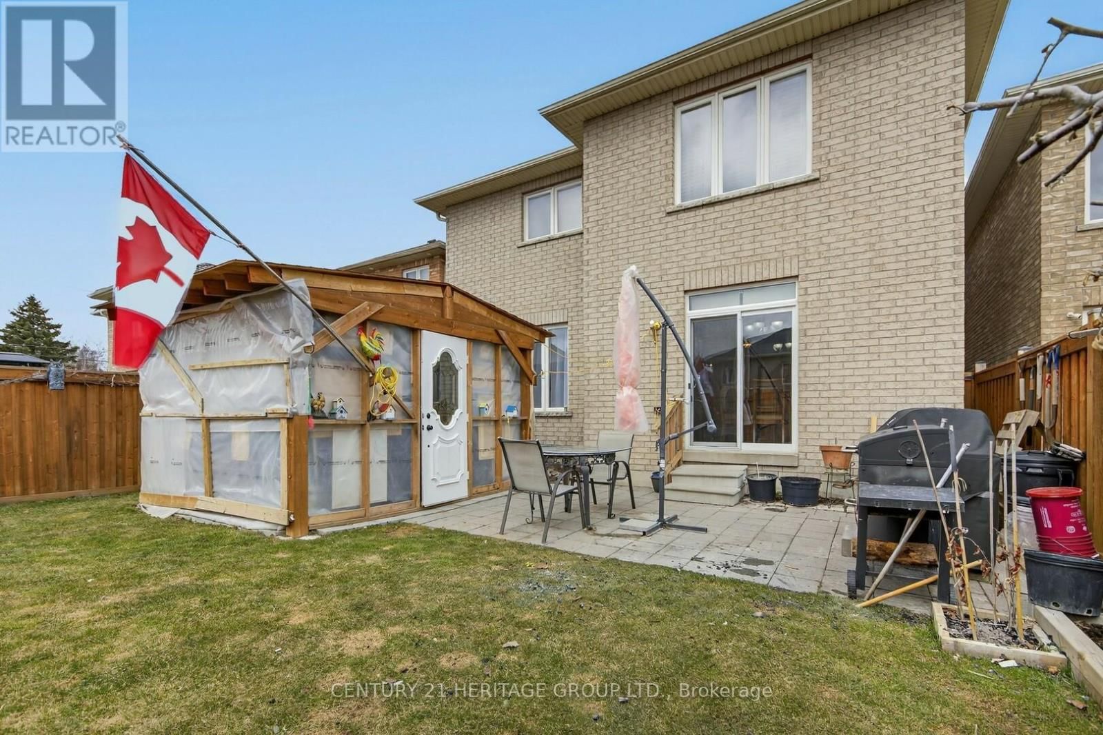 154 RICHARDSON CRESCENT Image 28