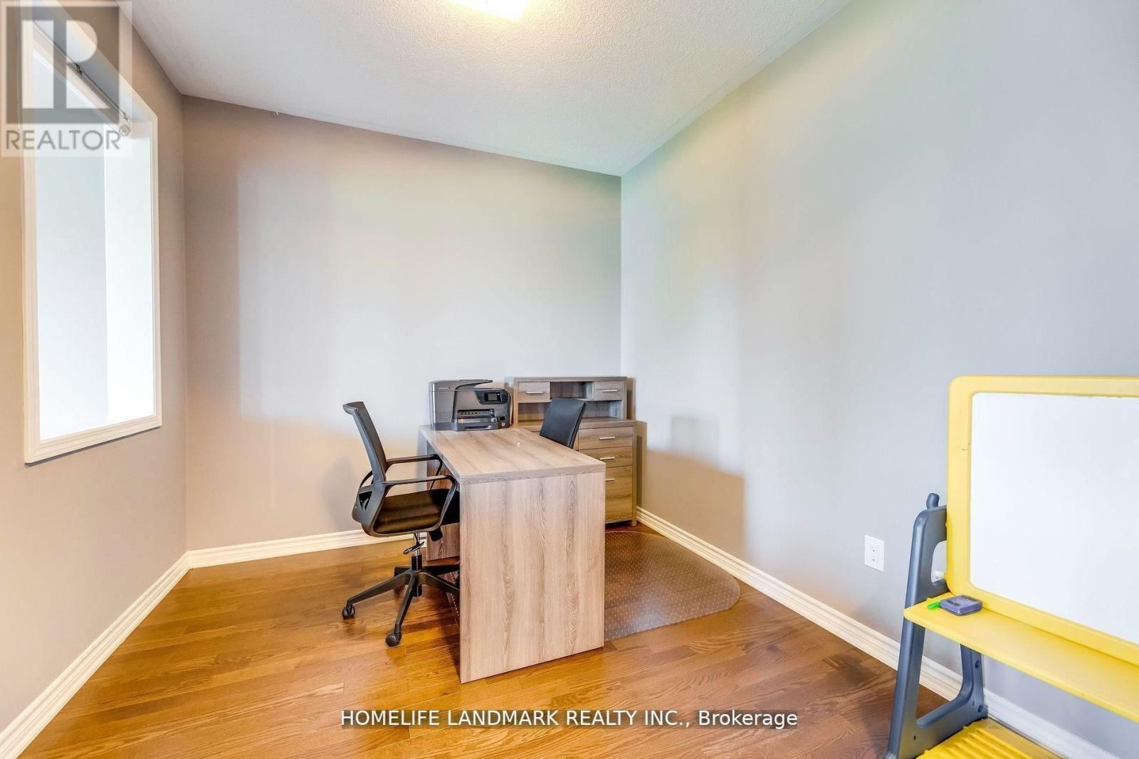 186 DEGRAAF CRESCENT Image 18