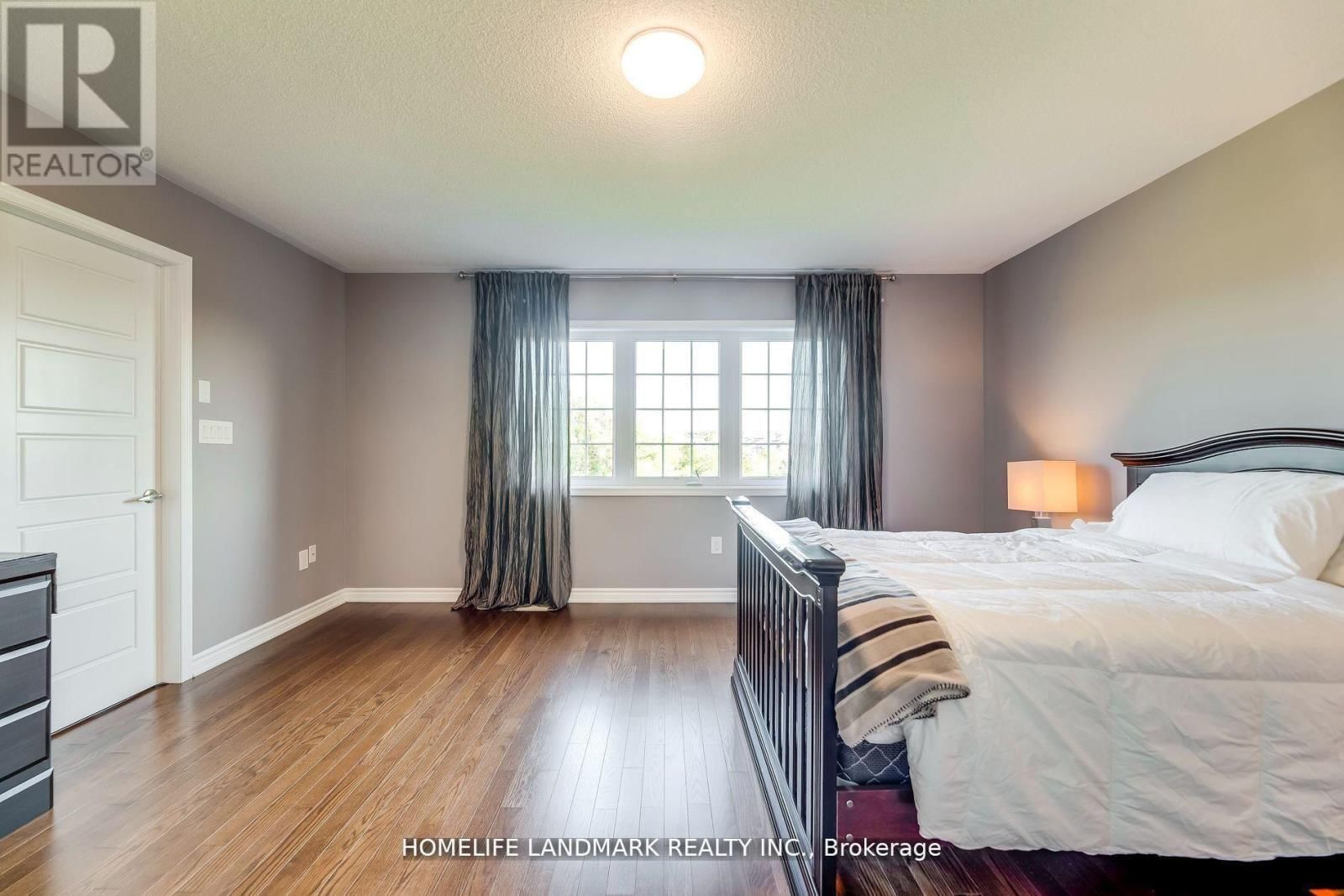 186 DEGRAAF CRESCENT Image 22