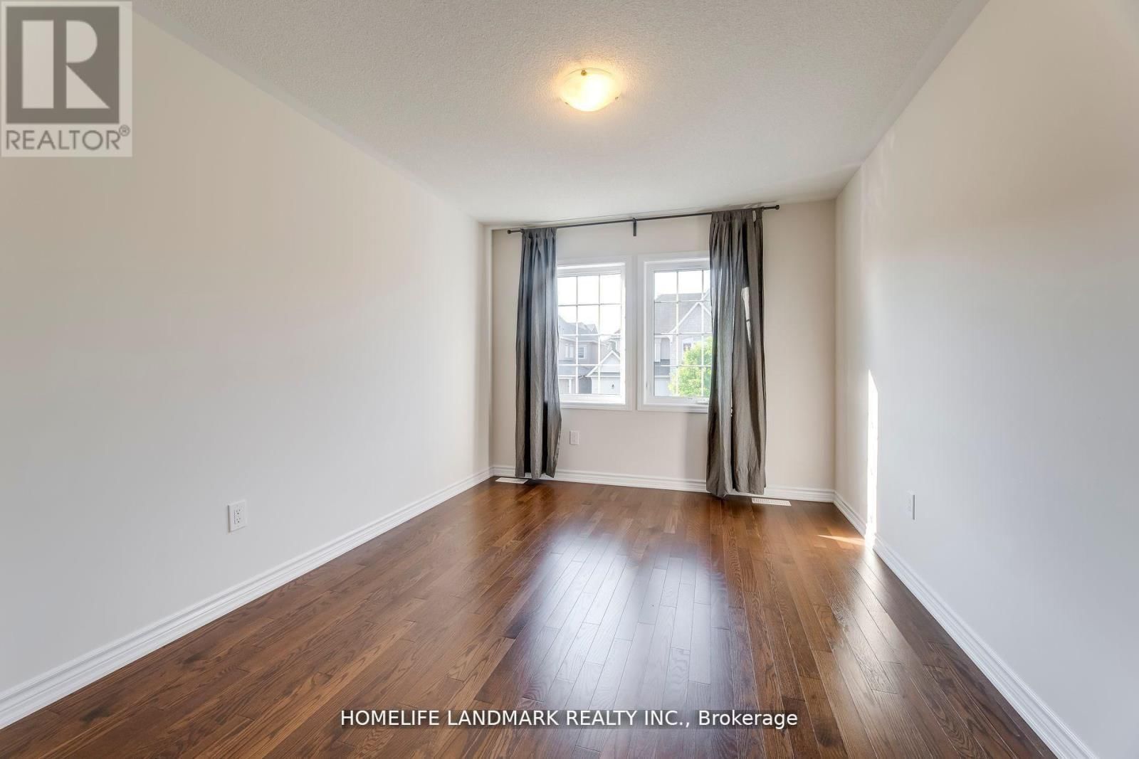 186 DEGRAAF CRESCENT Image 30