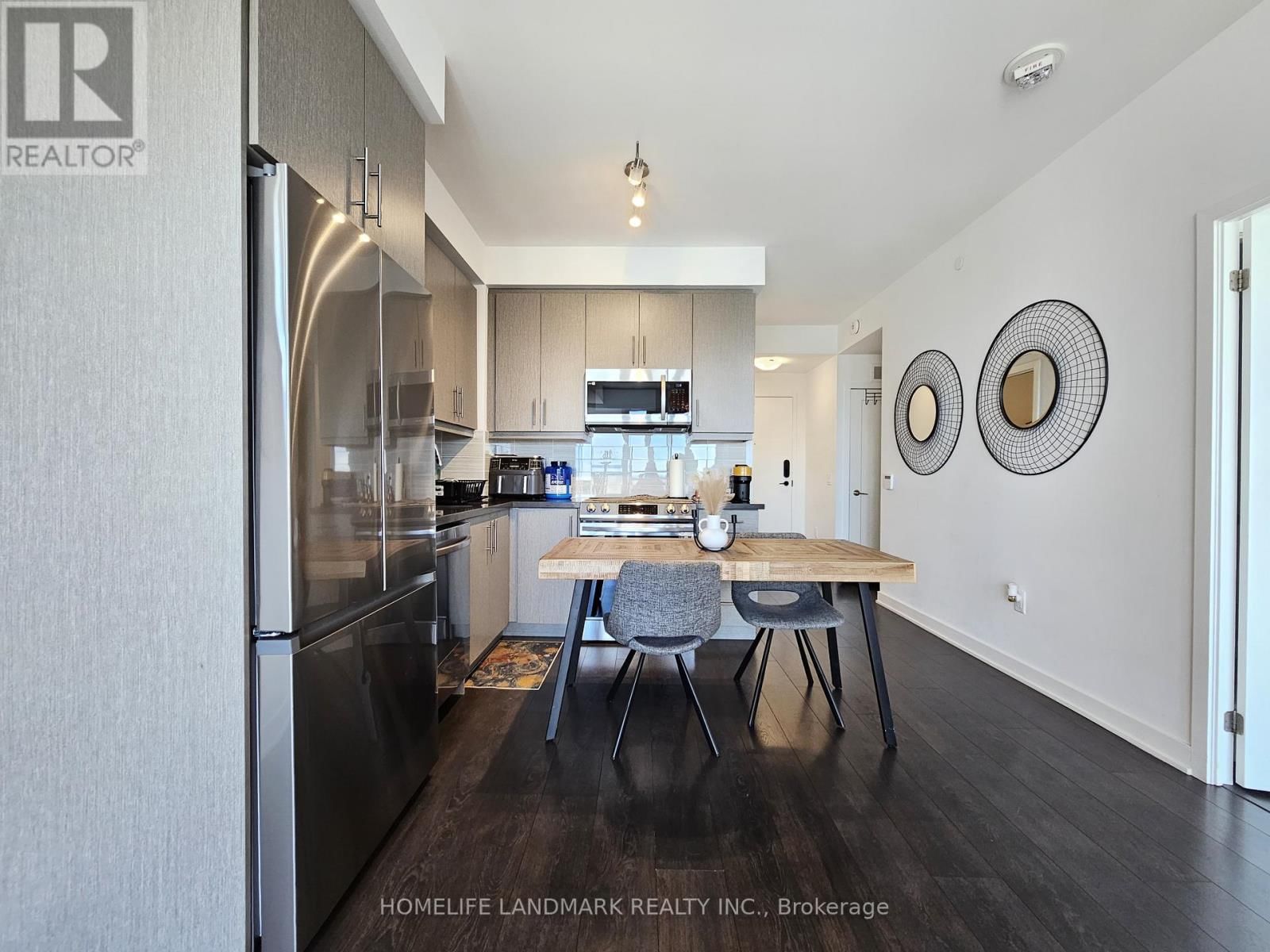 2611 - 105 ONEIDA CRESCENT Image 7