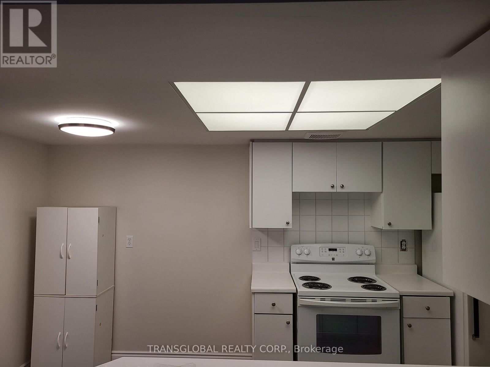 505 - 100 OBSERVATORY LANE Image 9