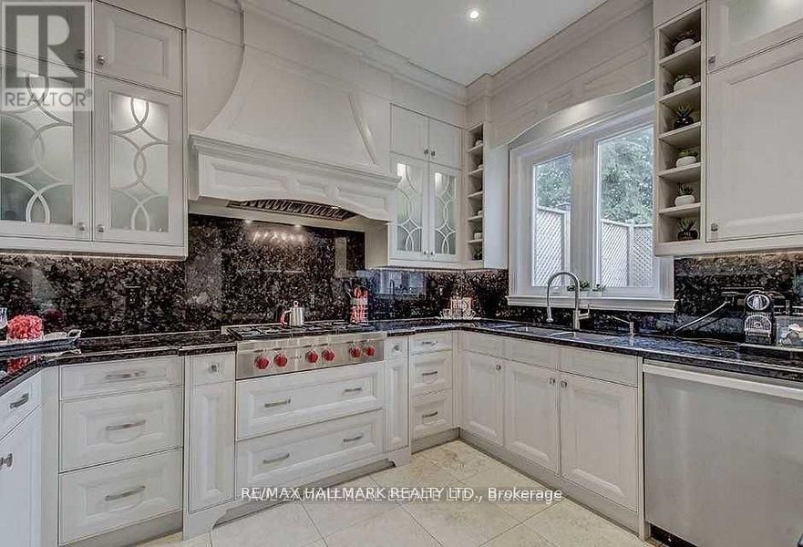 90 GRANDVIEW AVENUE Image 12