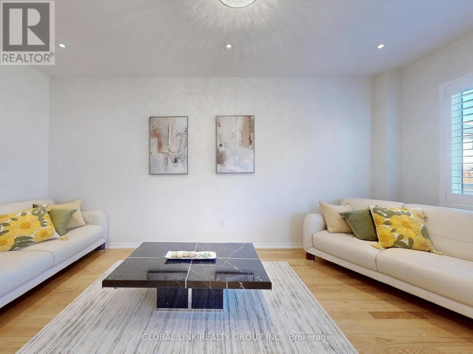 98 WILF MORDEN ROAD Image 4