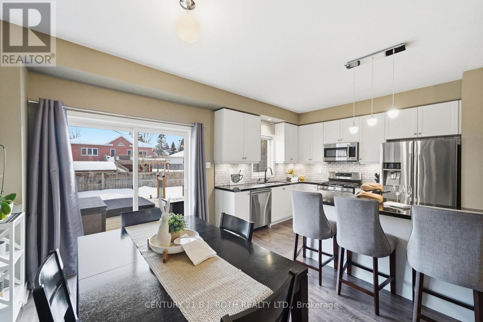 20 BUD DOUCETTE COURT Image 13