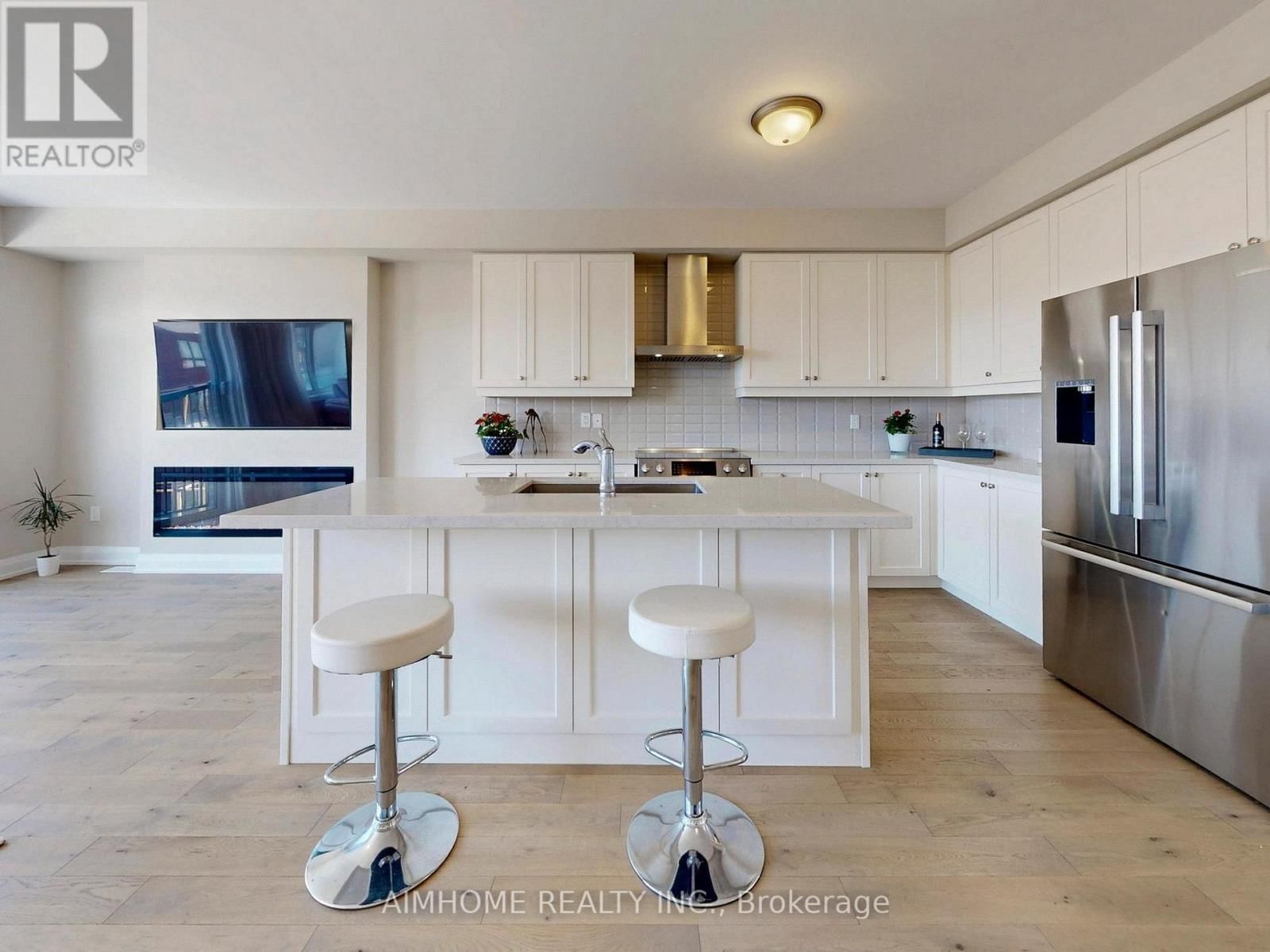 920 ISAAC PHILLIPS WAY Image 19