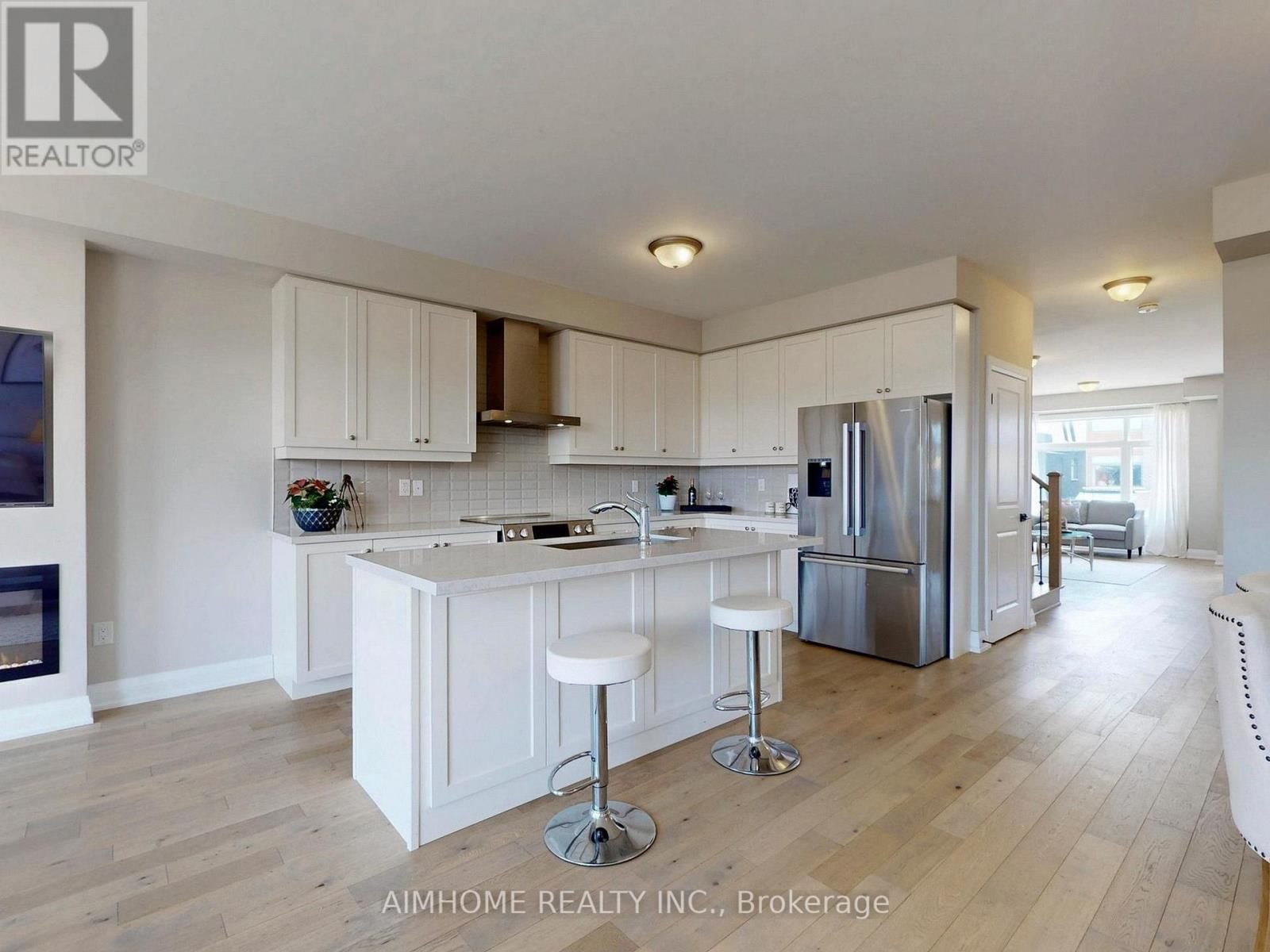 920 ISAAC PHILLIPS WAY Image 20