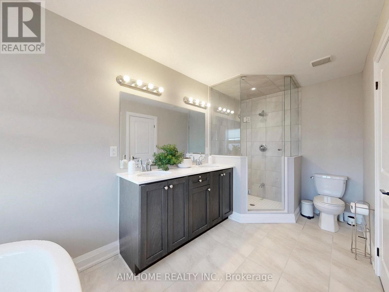 920 ISAAC PHILLIPS WAY Image 29