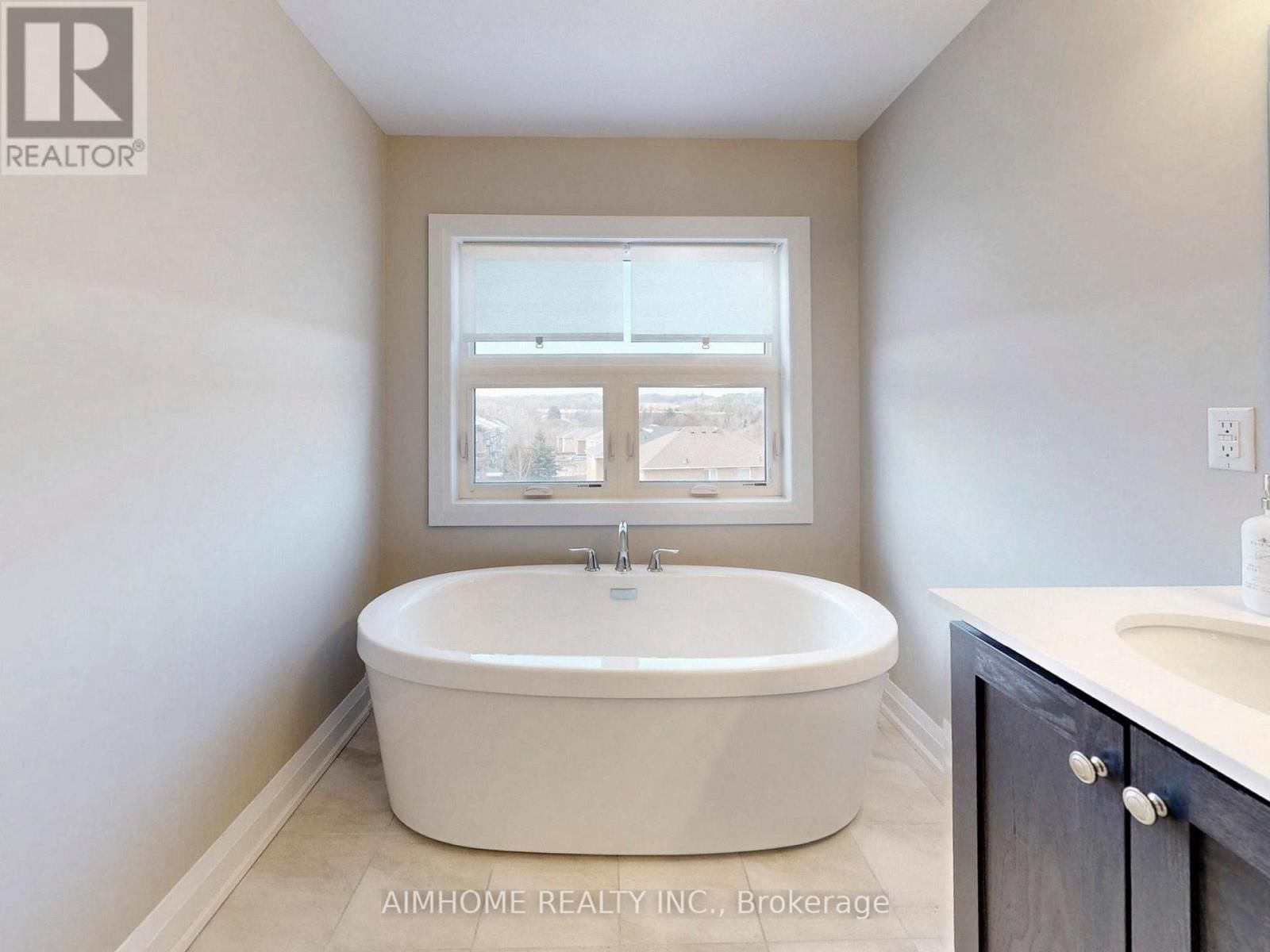 920 ISAAC PHILLIPS WAY Image 30