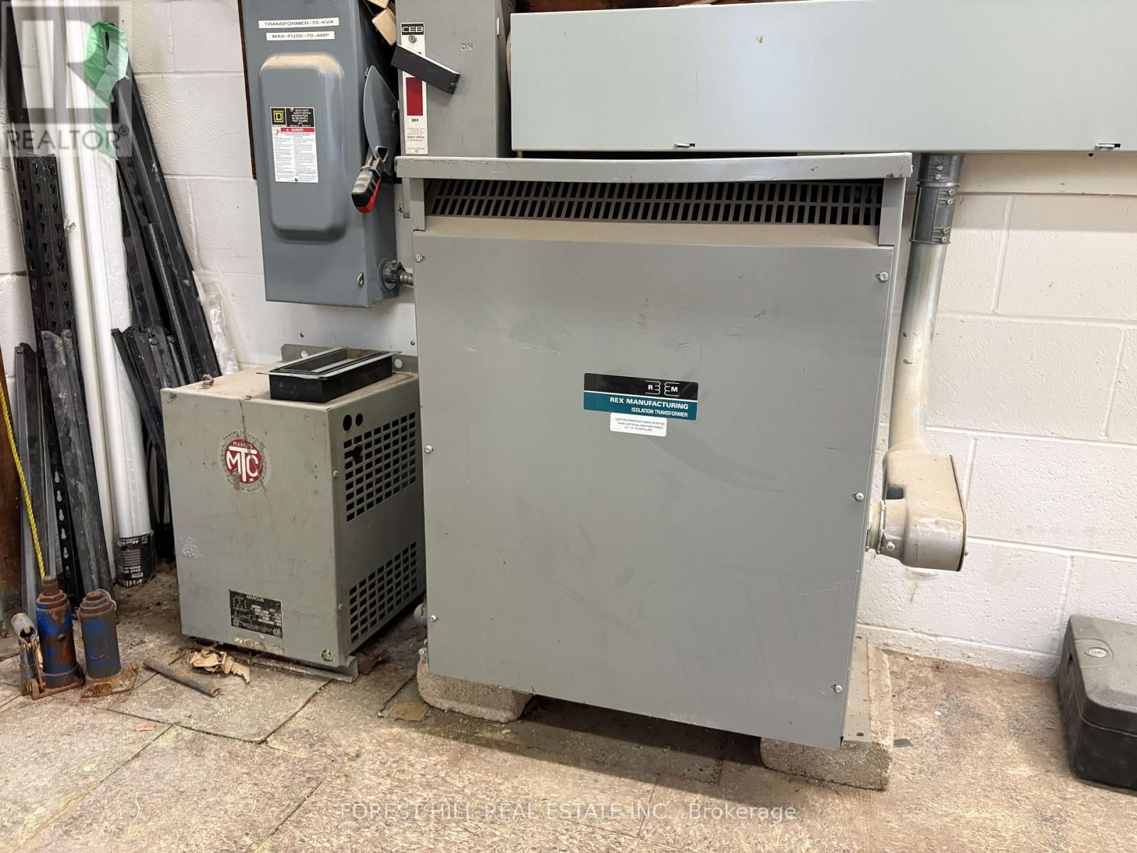 7 - 90 ESNA PARK DRIVE Image 40