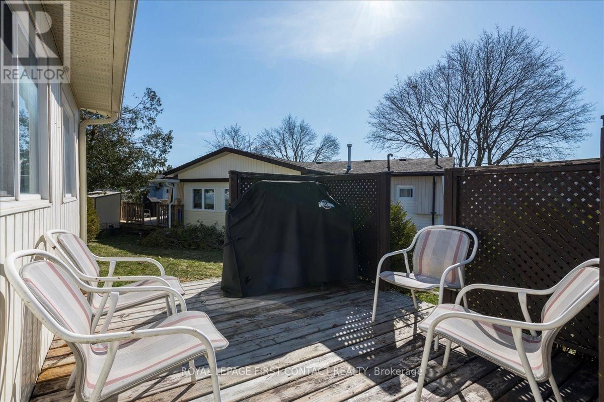 23 MIMOSA CRESCENT Image 19