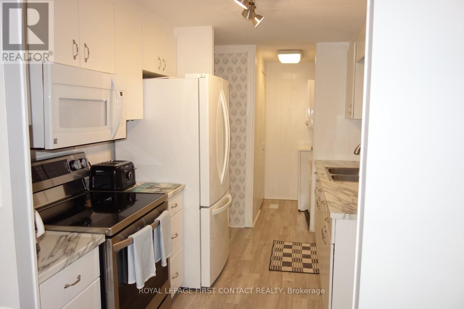 23 MIMOSA CRESCENT Image 8