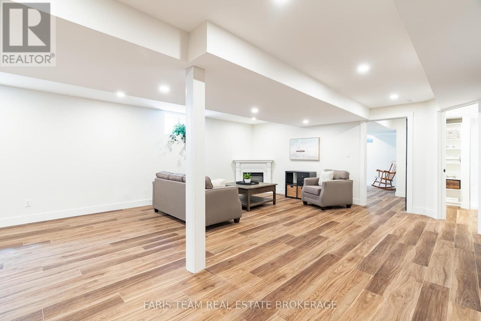 1986 FOREST VALLEY DRIVE Image 29