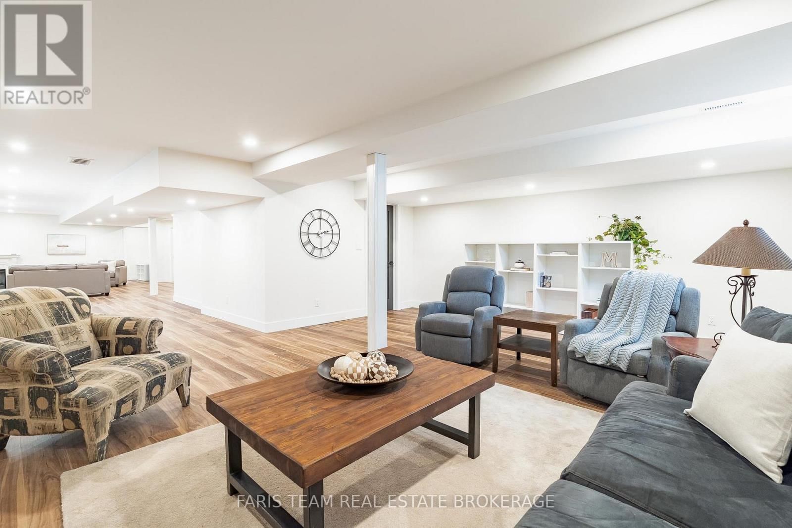 1986 FOREST VALLEY DRIVE Image 35