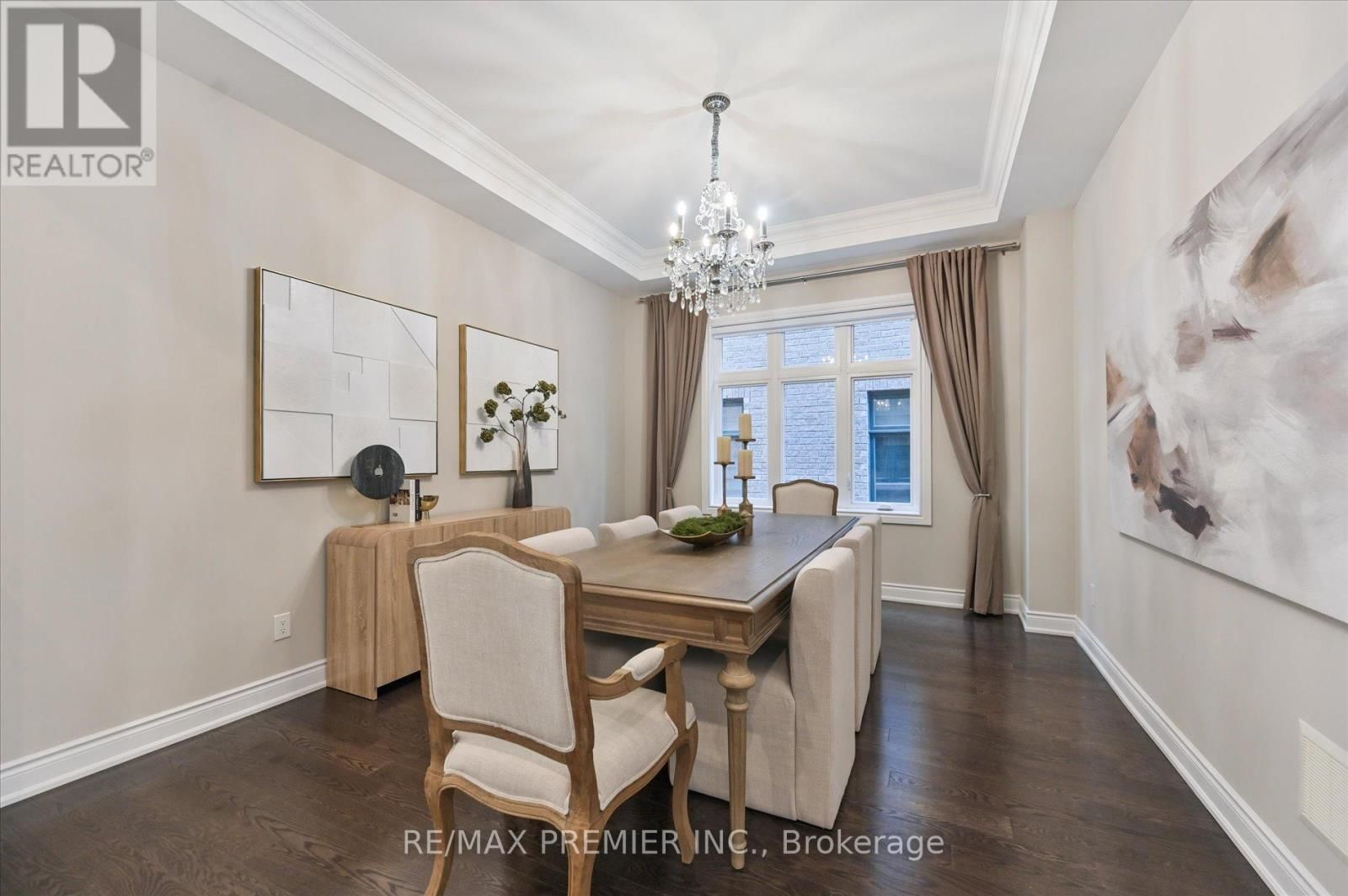 126 BURNS BOULEVARD Image 7