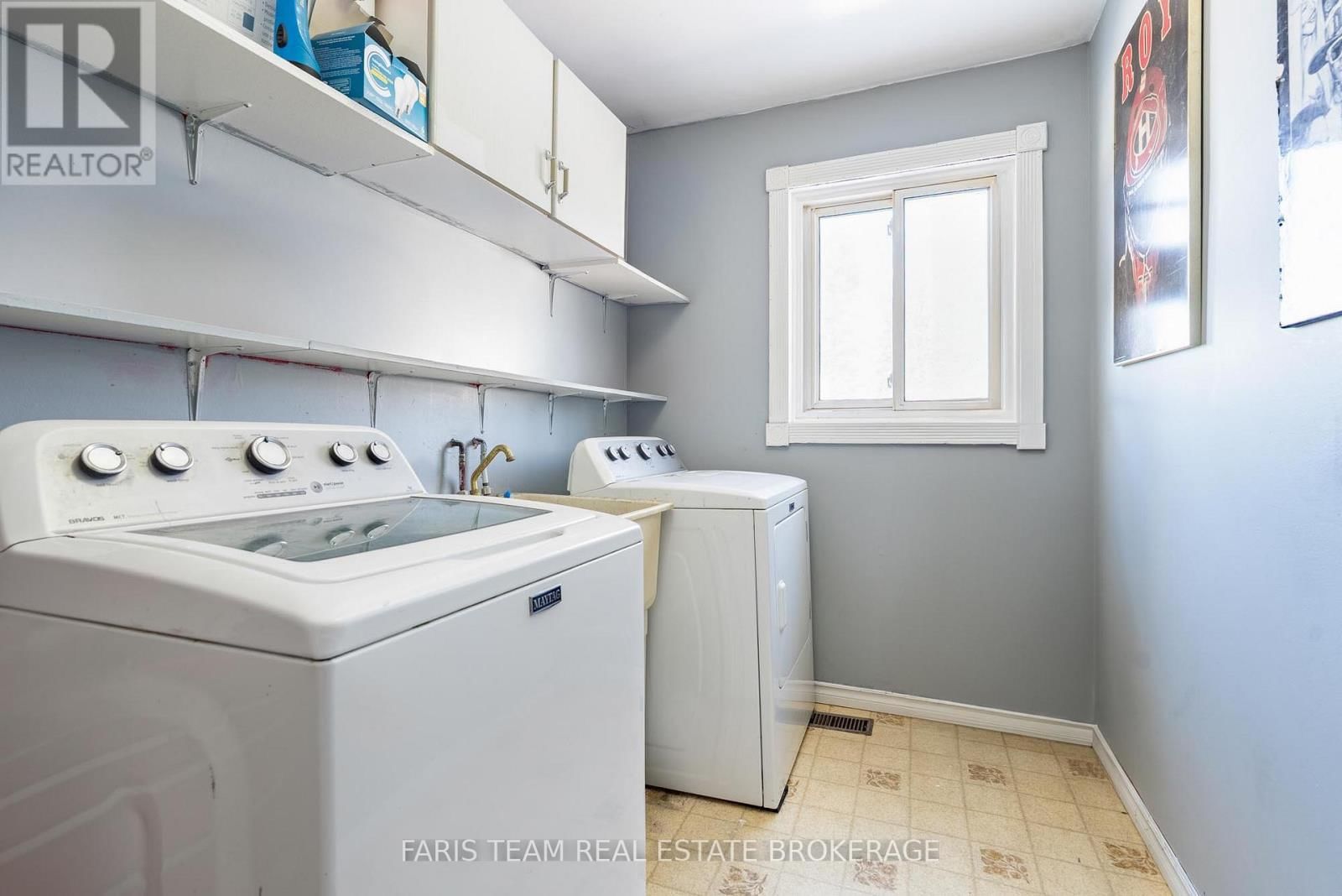 706 JAMES STREET Image 16