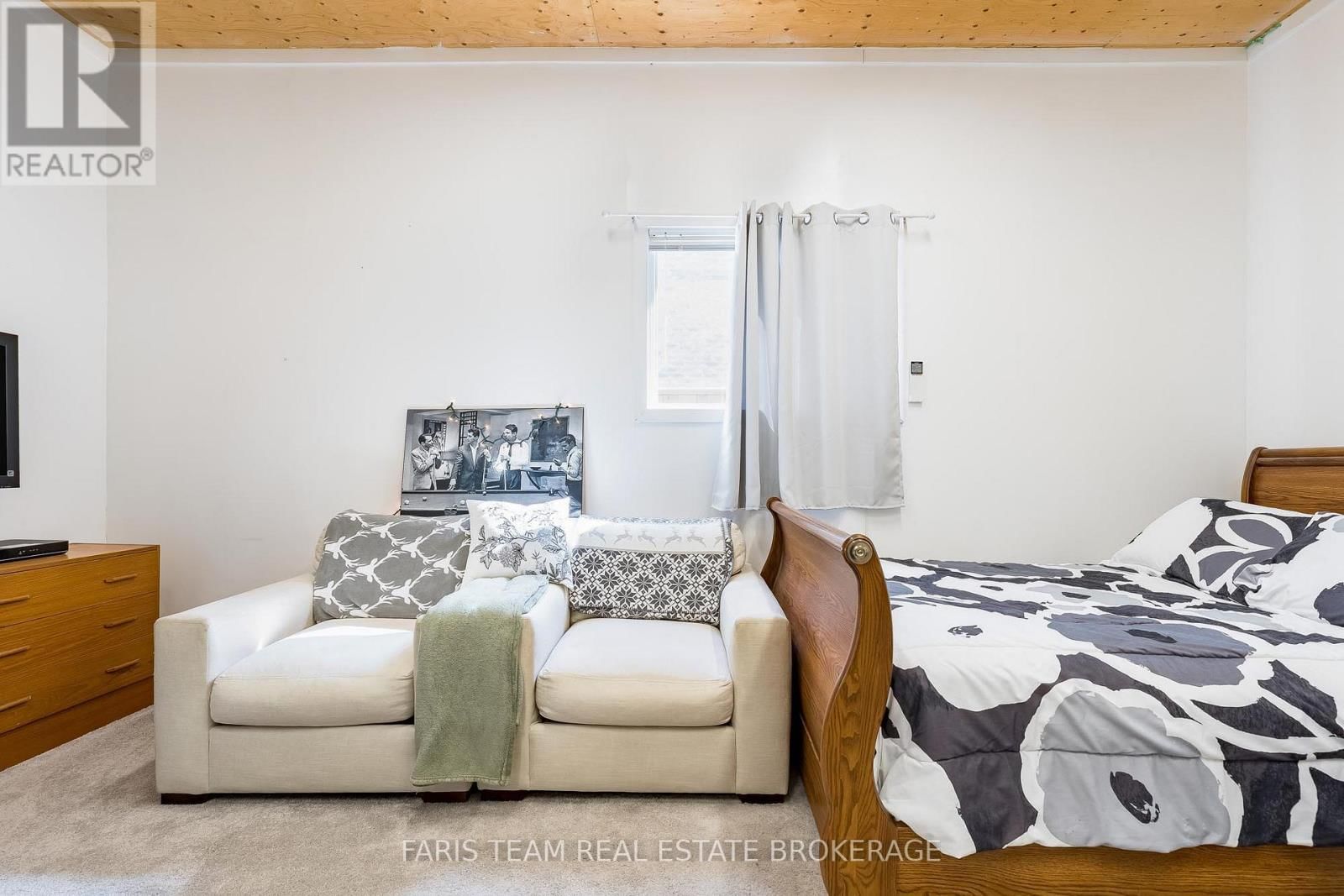 706 JAMES STREET Image 20