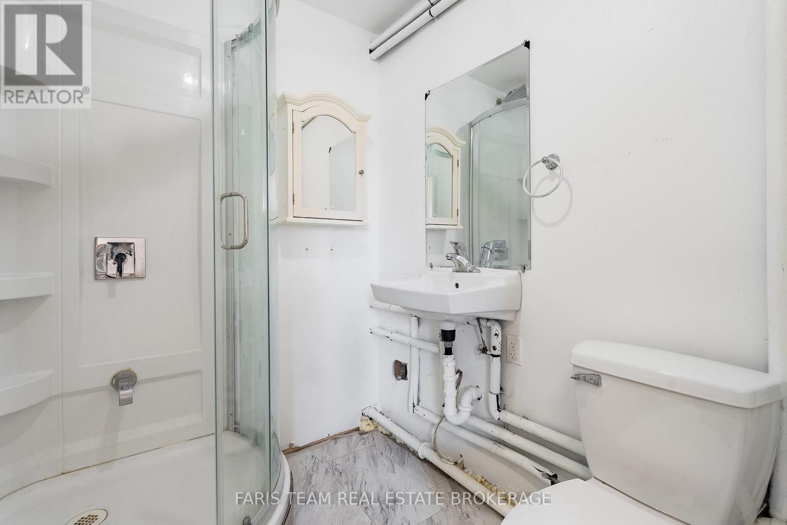 706 JAMES STREET Image 21