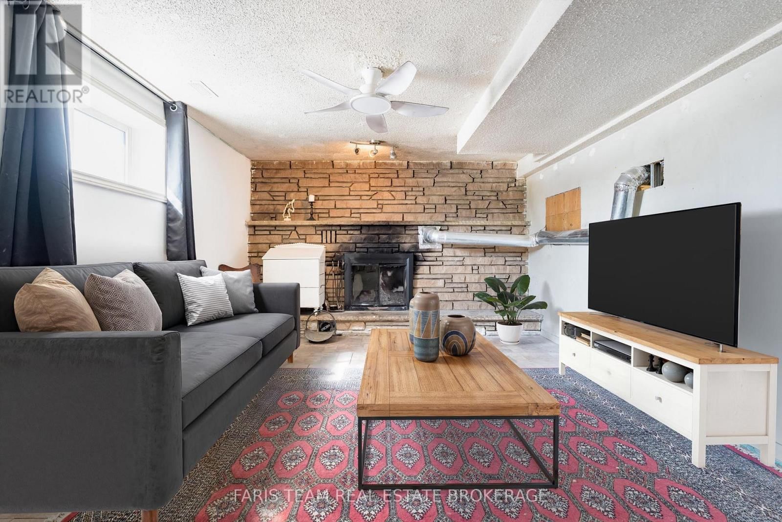 706 JAMES STREET Image 26