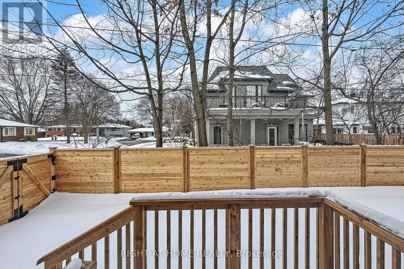 154 ANNA RUSSELL WAY Image 45