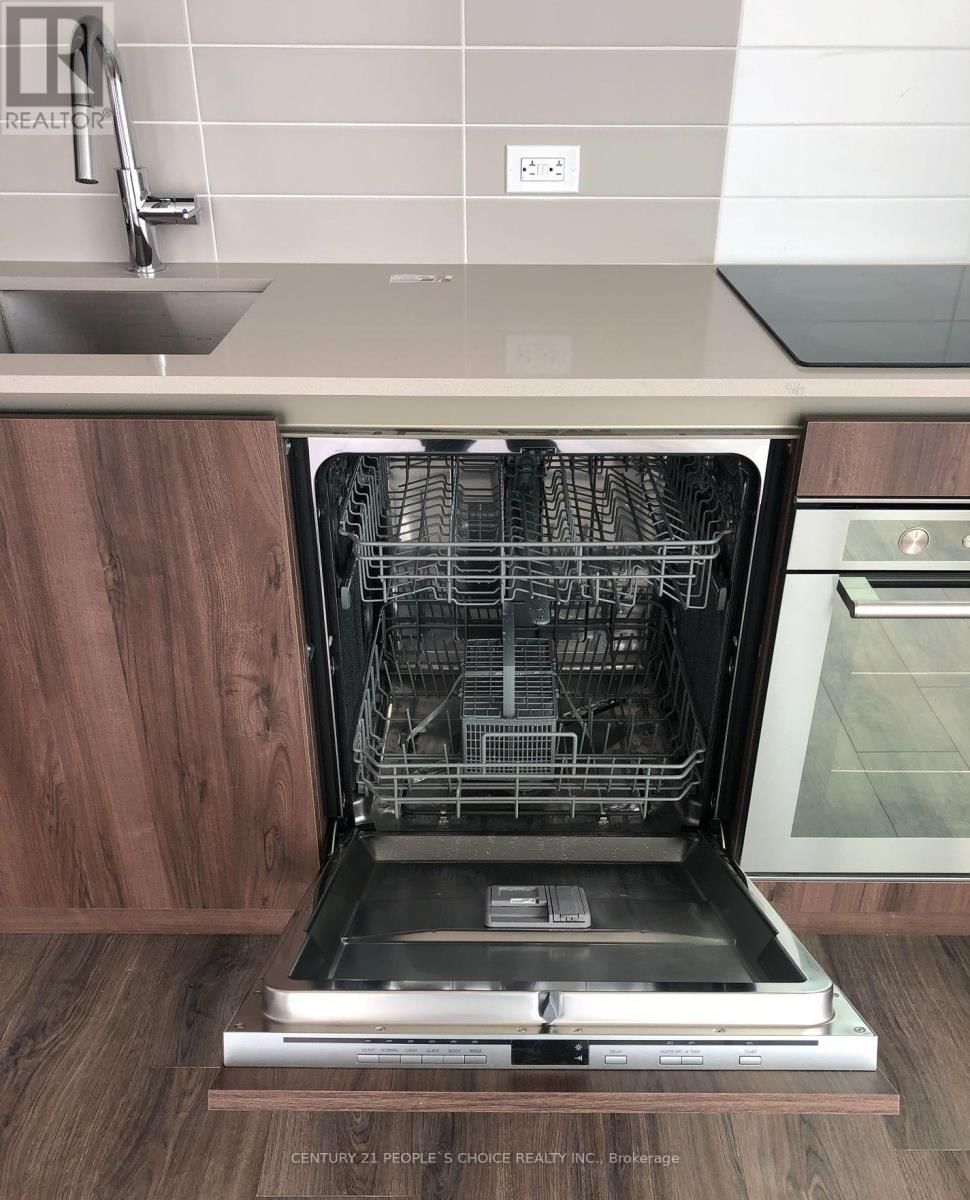 5011 - 1000 PORTAGE PARKWAY Image 27