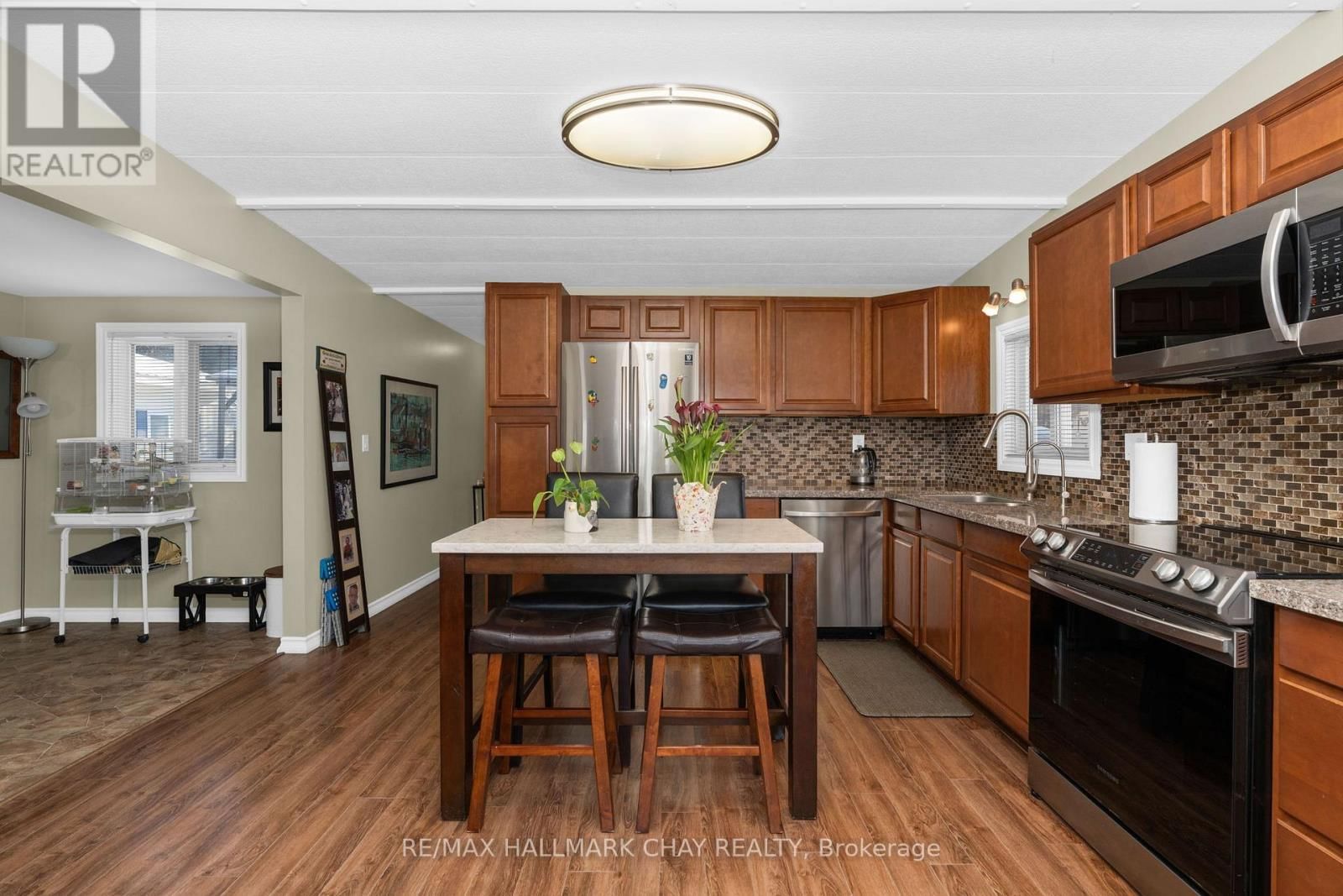 42 - 4976 25TH SIDEROAD Image 5