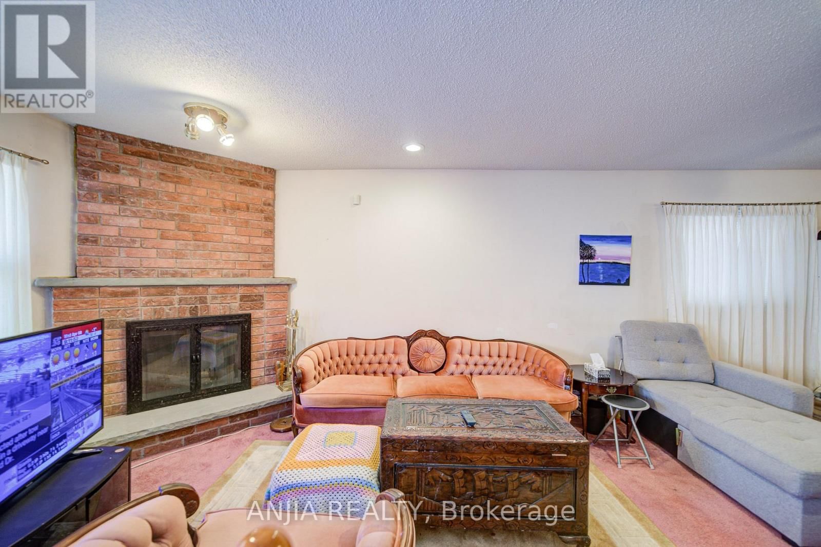 34 BAYLAWN DRIVE Image 20